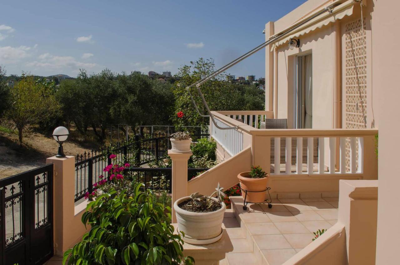 Villa Aretaki Kalamaki Exteriör bild