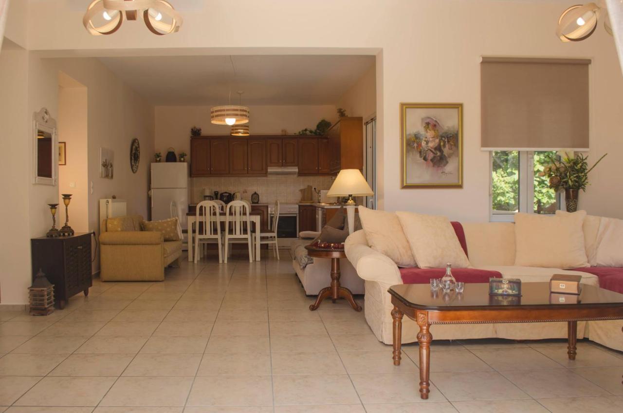Villa Aretaki Kalamaki Exteriör bild