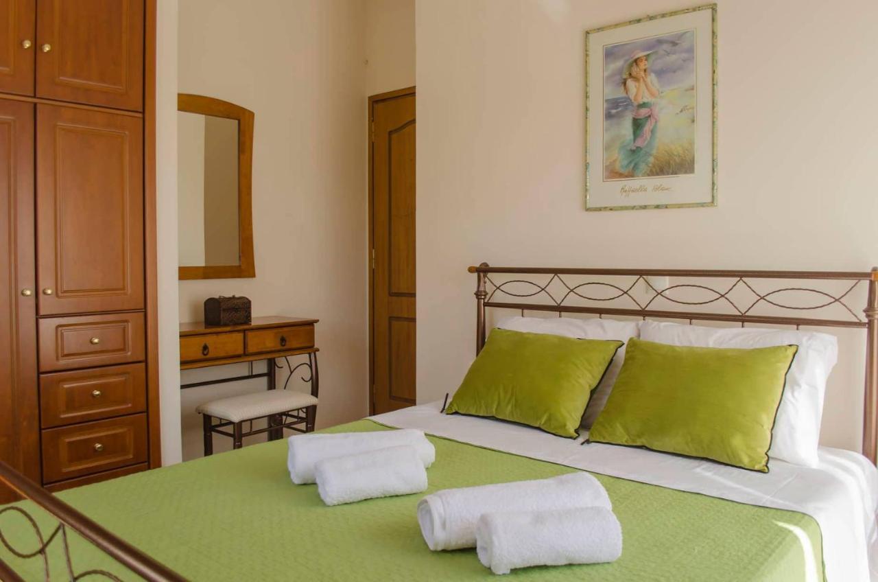 Villa Aretaki Kalamaki Exteriör bild
